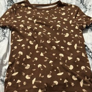 It’s a shirt that I think is cute it’s just I don’t wear it anymore.